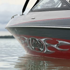 2005 Malibu Wakesetter surf boat