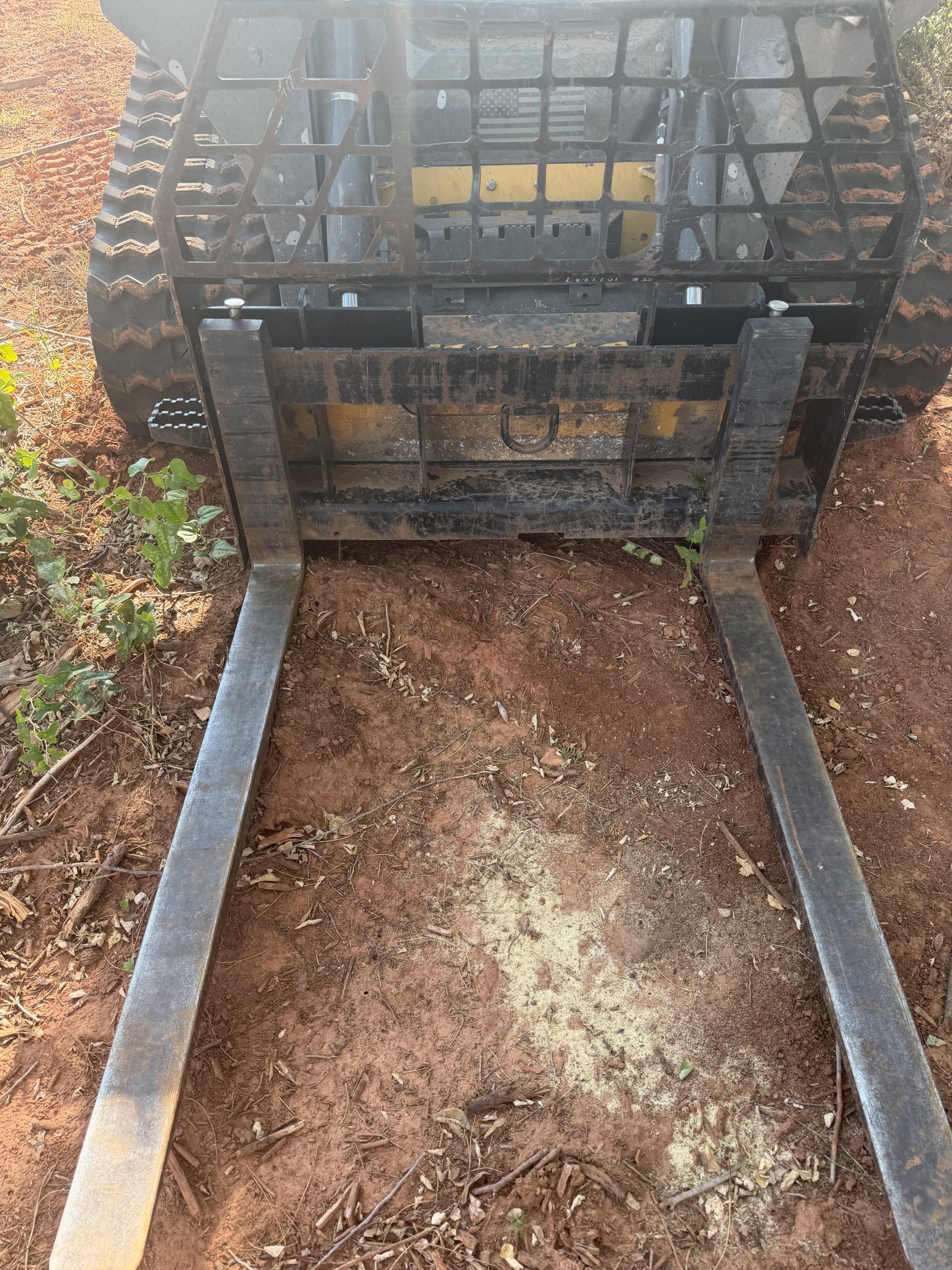 Skid Steer 325g - Image 2